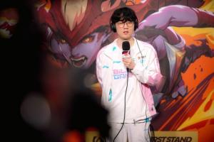 Viper：我们每个位置的选手都很强，团队配合+出色游走是夺冠秘诀