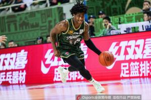直播吧：北京首钢询价同曦后卫外援戴维斯的优先续约权