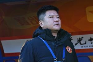 辽媒：铁人有望打破中超争冠格局，英博打好关键战保级大有希望