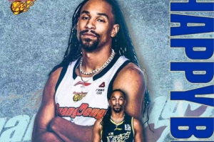 真挚的祝福！祝广东男篮外援萨林杰34岁生日快乐！