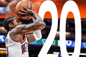 得分全队最高！太阳官推发布杰伦·格林本场20分数据海报