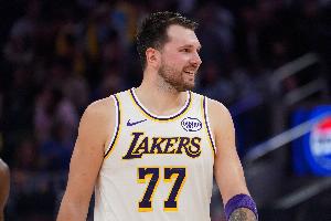 东契奇：有时候即使打得不好你也必须要赢下来 这才是强队风范