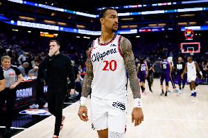 约翰·科林斯颈部拉伤不会随队前往客场 将至少缺席三场比赛