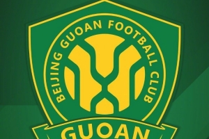 博主：国安今天上午在苏州训练基地完成最后一练，下午前往汉口