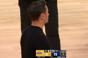 先声夺人！约基奇上篮得手&穆雷独得9分 掘金开局11-0领先湖人