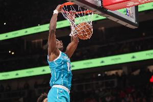 大胜绿军！迪亚巴特：强硬的身体对抗&冲击篮下让我们占据上风