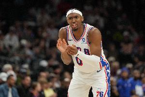 马克西：我接受球队现在东部第六的位置 今天大家都站了出来