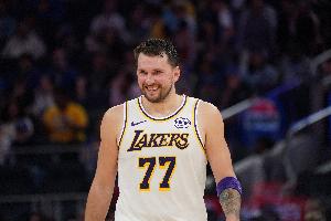 末节34-23完成逆转！东契奇：这是因为我们带着目标打球