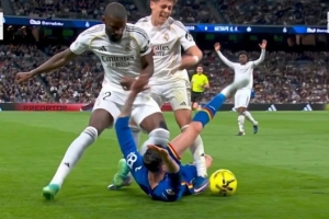 图片报编辑：德国队不该带吕迪格去世界杯，坏事做太多还不知悔改