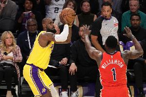 詹姆斯：不能太关注鹈鹕的战绩 我们上场时没把他们当弱队打