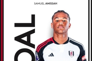 电讯报：阿森纳、曼联、切尔西等多队关注富勒姆18岁后卫阿米萨