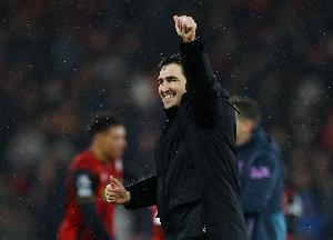 邮报：伊劳拉考虑与伯恩茅斯续约，水晶宫、热刺等多队有意