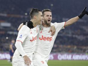 皮亚尼奇：梅西从不练任意球但比赛时能进；C罗凌晨两点还加练