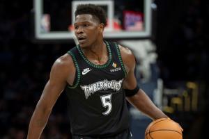 才24岁212天！爱德华兹已飚中1289记三分 刷新NBAU26球员历史纪录