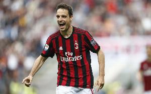 前米兰中场、36岁博纳文图拉宣布退役：我不再感受到内心的激情了