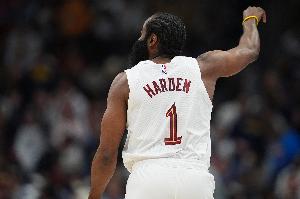 阿特金森：哈登在高强度对抗中保持了侵略性 摆脱防守能力非常棒