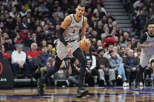 仅5次出手！文班：队友手感火热时我的角色就是确保他们保持优势