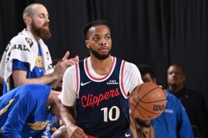 快船主场首秀！加兰替补登场24分钟 10中5&三分4中2拿12分4板8助