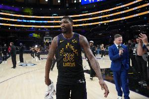 斯玛特谈“湖人税”：打湖人每个人都会拿出最佳状态