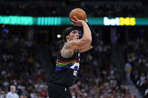 戈登复出后能打背靠背吗？阿德尔曼：取决于比赛的强度