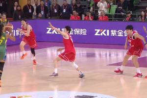 什么神仙？！女篮热身赛 巴西球员Logo三分绝平拖入加时！