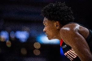 糙汉！阿门上篮被筐帽 随后空位三分投出三不沾被勇士反击