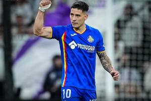 赫塔费前锋：皇马赛前会展示欧冠奖杯，我一眼都没看，赢了后才看