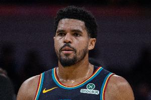 扛起进攻！托拜亚斯·哈里斯第三节独得17分 罚球7中6