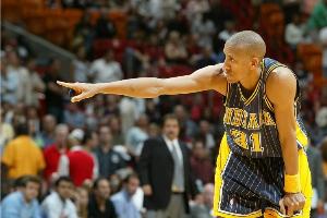 米勒：皮蓬防守比乔丹好 我在乔丹防守下打出高光 但皮蓬防住了我