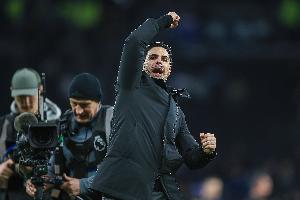 乔·科尔：阿森纳本赛季会拿到两座冠军奖杯，但很难成为三冠王