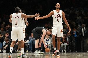 媒体人：莫布里基本属于不会投篮 米切尔哈登肯定能看出&但不会说