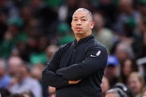 马刺落后25分逆转平本赛季最大分差逆转 此前是鹈鹕25分逆转火箭