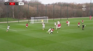 红魔新天才！15岁加布里埃尔暴力世界波，跳级踢U18联赛22场20球