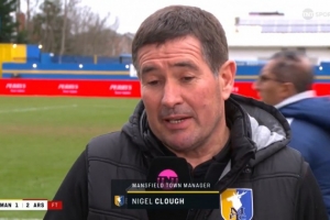 曼斯菲尔德主帅：我们想让阿森纳苦战并感到不适，我想我们做到了