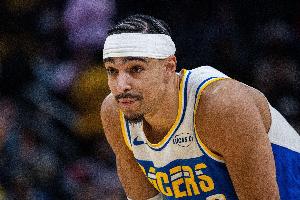 控场可以！安德鲁·内姆哈德半场9中5拿到10分6助