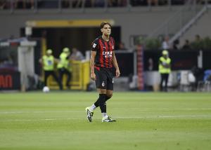 里奇：阿莱格里让队内每个人都感觉自己重要，魔笛在场下同样伟大