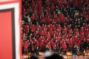 足球报：蓉城新援整体磨合效果超预期，防守漏洞需更多时间弥补