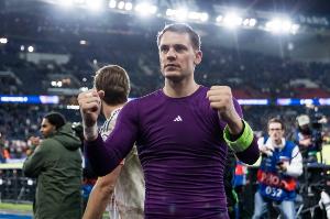 即将40岁！图片报：拜仁计划在诺伊尔40岁生日前后谈续约问题