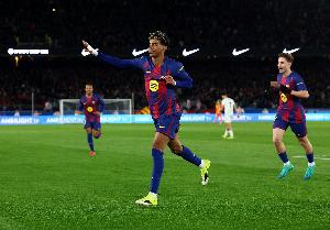 亚马尔本赛季36场打进19球，已创个人单赛季进球最多纪录