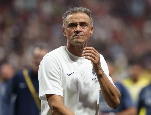 法媒批评巴黎表现：中场球员没有展现硬度，德罗、小埃梅里表现差