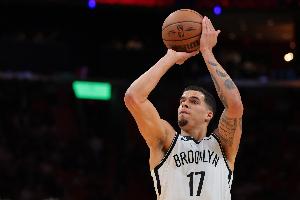 大号两双！小迈克尔·波特25中10拿到全场最高30分外加13板