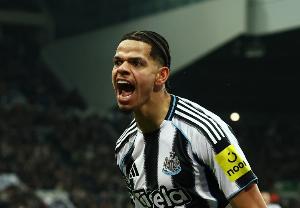 青训教练谈奥苏拉：他在当时测试中就像小C罗 对曼联进球不可思议