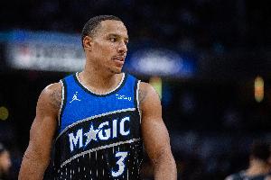 至关重要！本赛季当贝恩拿到15+5+5数据时 魔术战绩为9胜3负