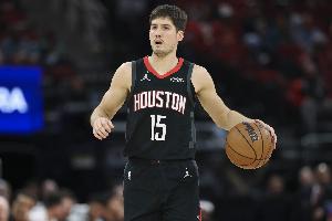 再调调状态！谢泼德半场18分钟三分仅7中2 还有3失误