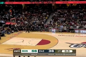 半场战报-骑士三分22中2&落后凯尔特人20分 塔图姆14分 哈登7中2