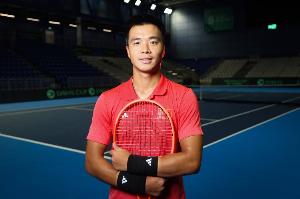 孙发京谈从迪拜回国：训练时头顶战斗机飞过，ATP的撤离方案太贵