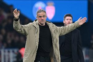 队报：大战切尔西前巴黎内部平静乐观，恩里克反复表达对球员信任