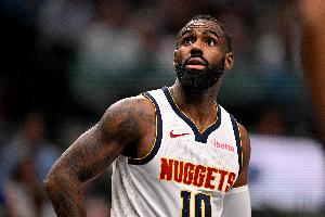 内外开花！小哈达威首节替补5分钟 三分3中2连得8分