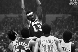 亚历山大：张伯伦的统治力疯狂至极 他像神话生物&似乎不真实存在