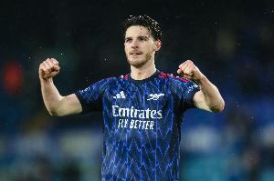 赖斯：金球奖还非常遥远，需要先赢下几个奖杯，专注当下好好踢球